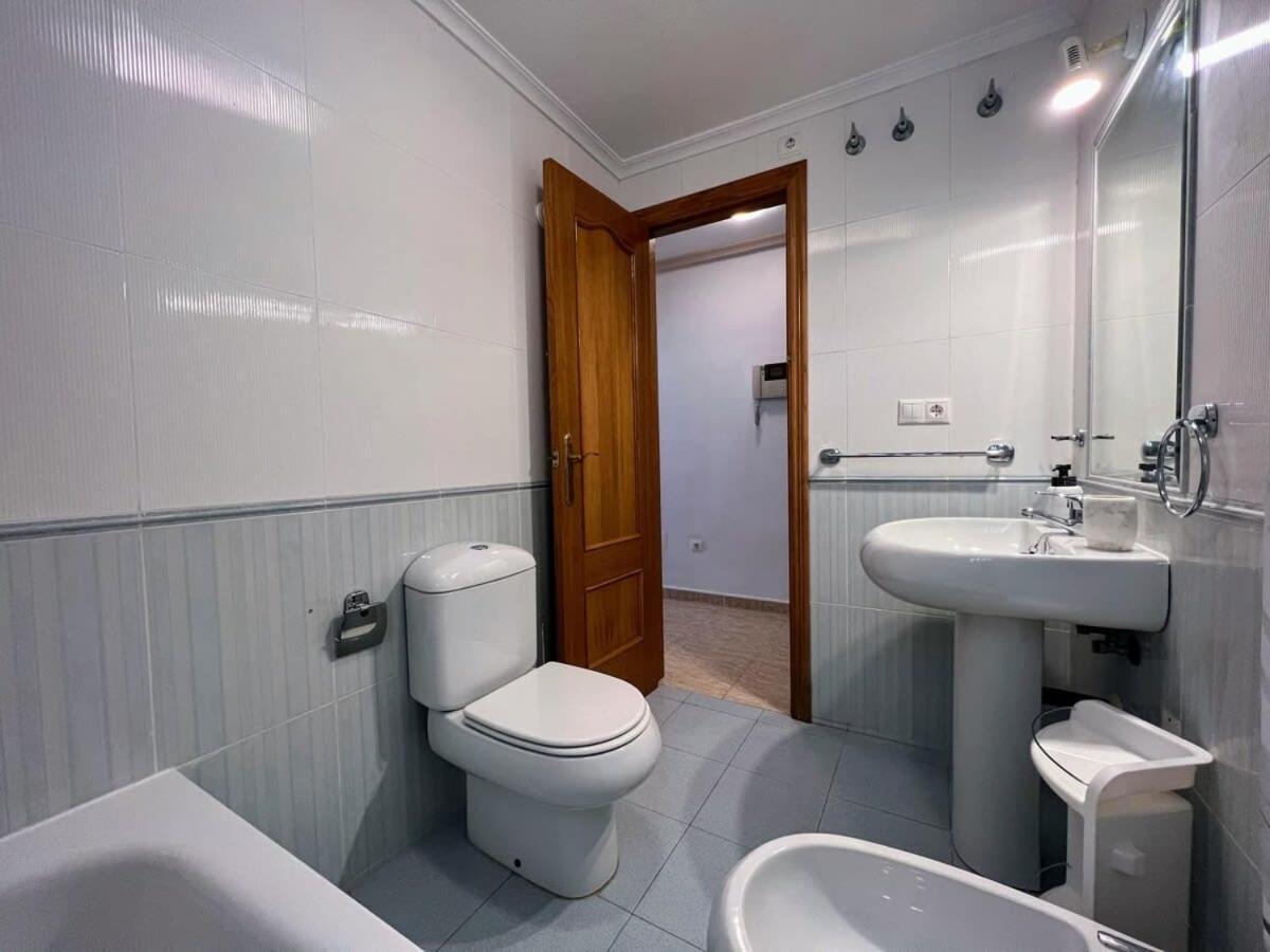 Welcoming Seafront Apartment Tv15 Torrevieja Exterior foto